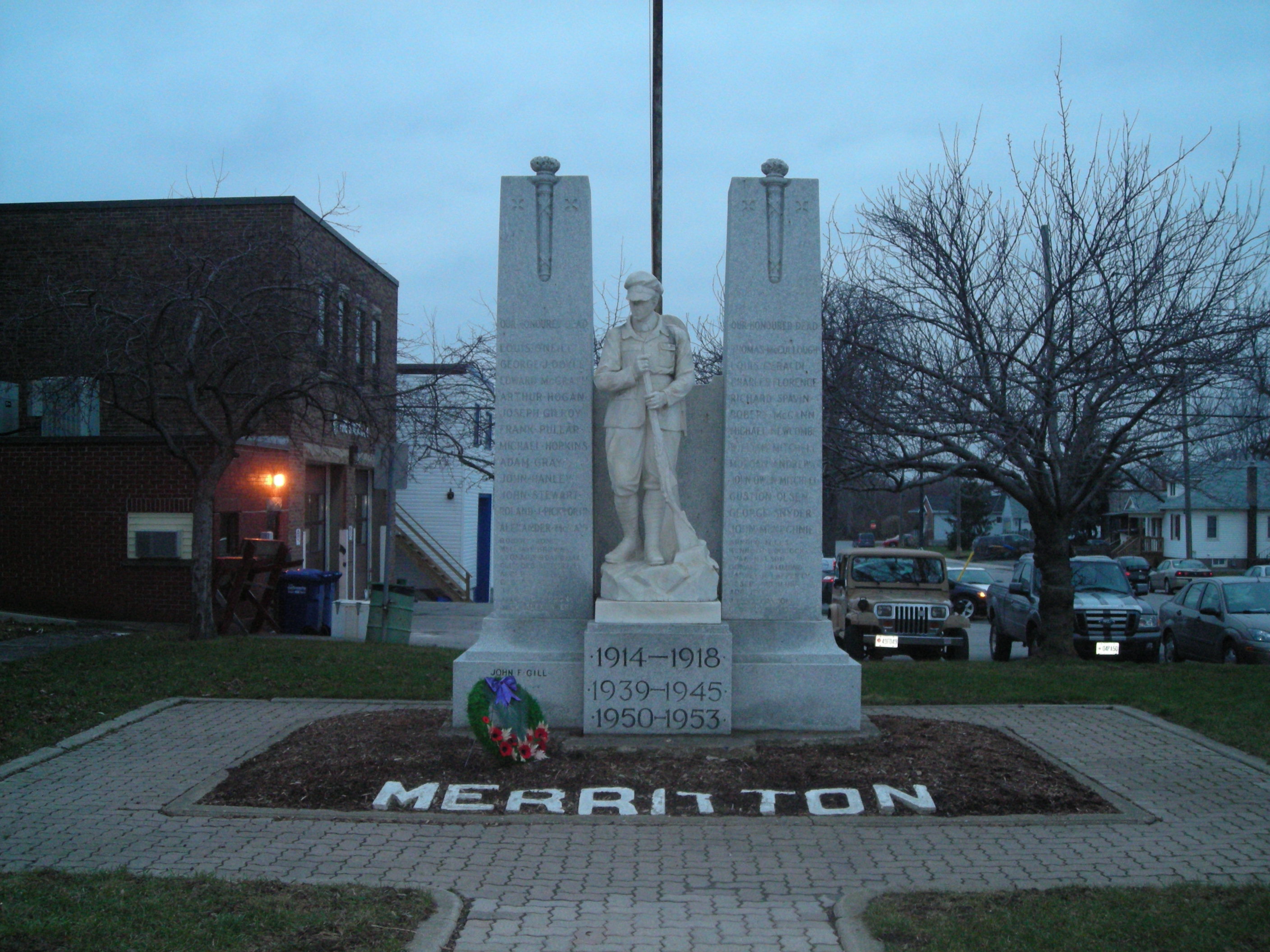 A picture of the Merritton Cenotaph from a distance in 2008.